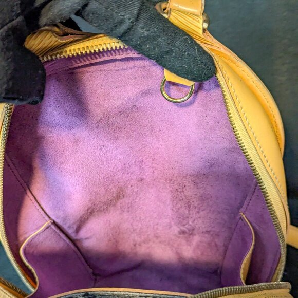 🔥BLOWOUT🔥 LOUIS VUITTON Epi Leather Yellow Mini Backpack - Picture 10 of 16